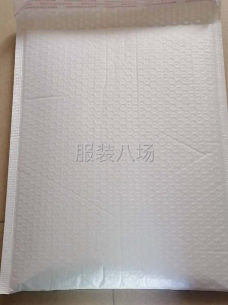 衣深圳市塑料衣架厂，本公司是专业生产各类中高档塑料衣架，实木-第5张图片