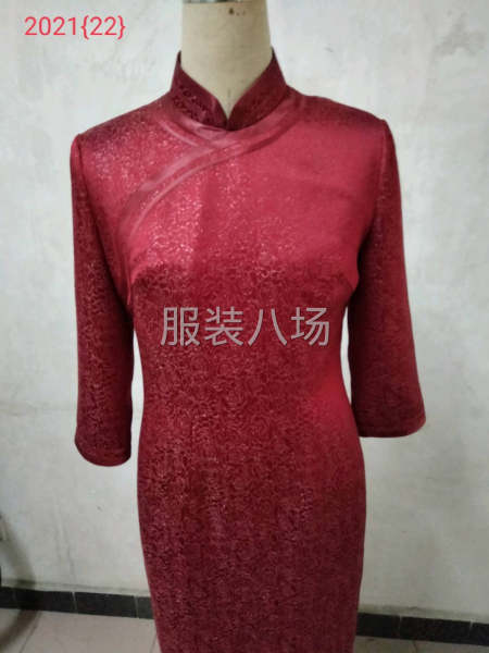 丝韵旗袍店，欢迎各位老板来款来料加工订做-第1张图片