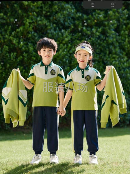 校服，簡(jiǎn)單款市場(chǎng)貨-第1張圖片
