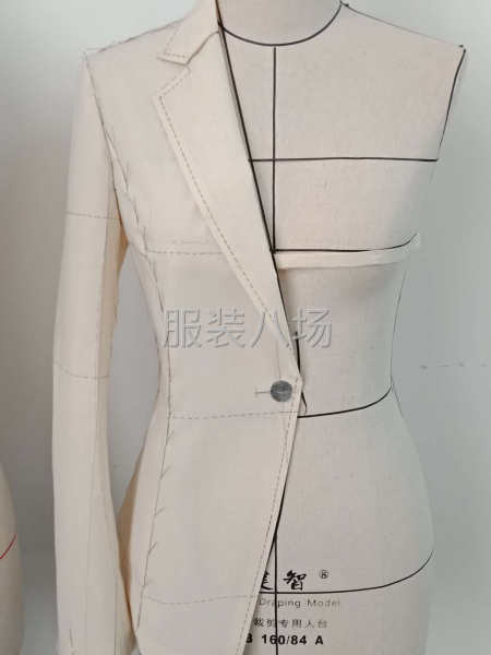 免费量身源头工厂制服代加工-第1张图片