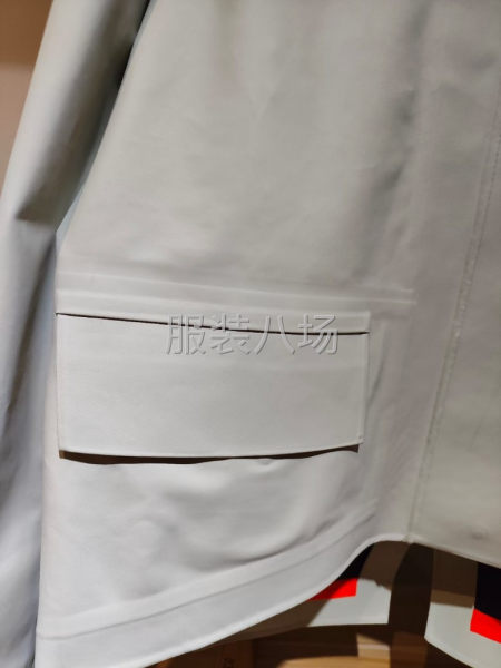 承接整件沖鋒衣戶(hù)外運(yùn)動(dòng)服壓膠，硬殼軟殼都可以，高品質(zhì)加工-第3張圖片