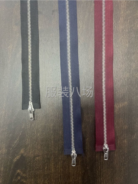 双开金属拉链，手感顺滑舒适-第2张图片
