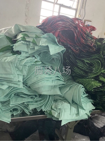常年一个款式，短袖衬衫，喜欢做衬衣的来搞钱，扎数大，-第1张图片