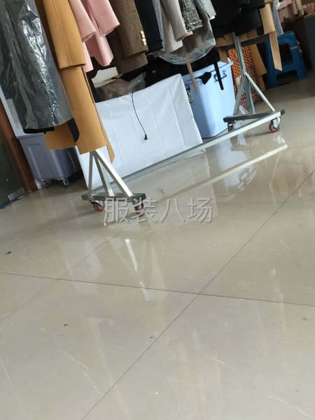 女裝流水組組長-第1張圖片