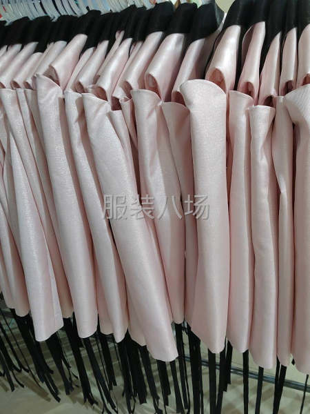 承接精品和半精品服裝加工，包工包料！-第1張圖片