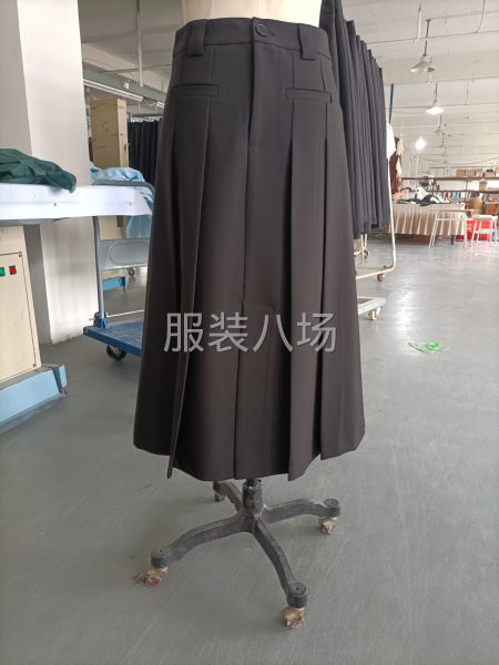 本公司以加工梭织女式时装为主，品质中高，有兴趣的老板请联系-第2张图片