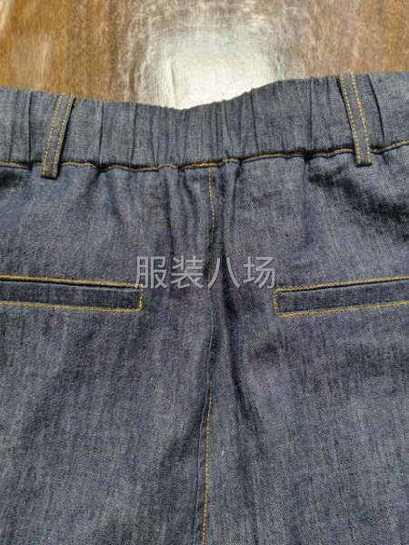 招聘专业做裤子的流水车工，专业做前后片4名，上拉链2名-第2张图片