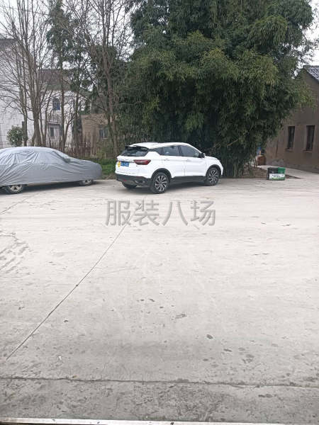 环境好，交通方便，两人一个房间，独立卫生间，空调热水器都有-第2张图片
