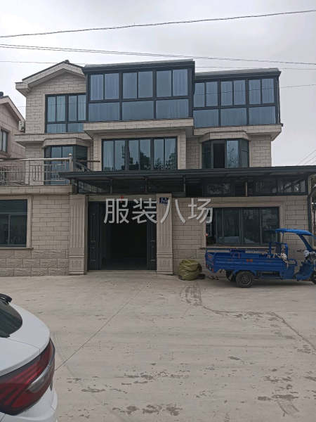 环境好，交通方便，两人一个房间，独立卫生间，空调热水器都有-第3张图片