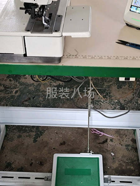 中捷电脑平头锁眼机一台-第1张图片
