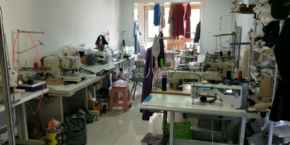 常年承接:中高端服装，轻奢服装:制版，做样衣，私人定制。-第3张图片