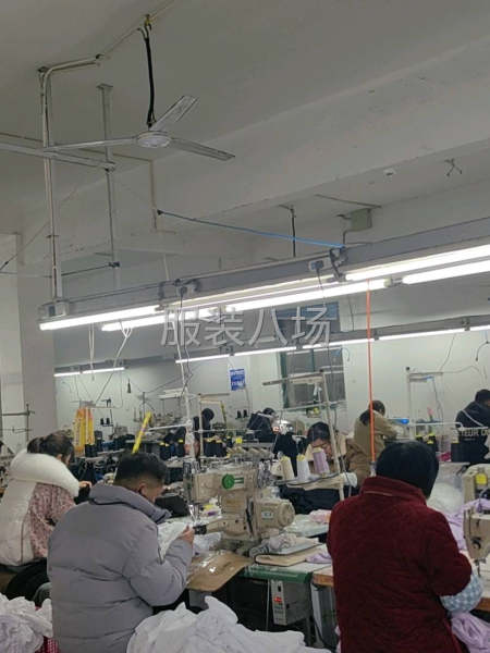 專業生產針織類服裝，拉鏈衫，polo衫，防曬衣，針織褲子-第1張圖片