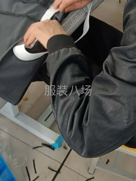 我們是自產自銷男裝廠，短褲做到5月份，后面一直做男裝羽絨服-第1張圖片