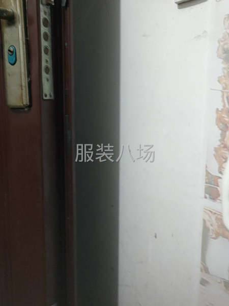 元和路湖糟里這面 2樓3間住房出租-第1張圖片
