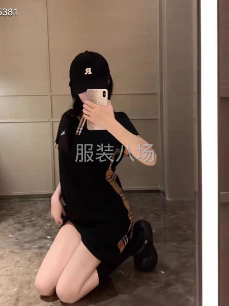 批发女款针织拼接连衣裙-第7张图片