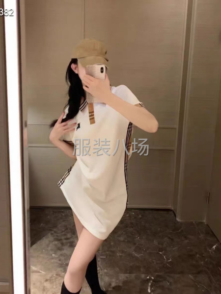 批发女款针织拼接连衣裙-第4张图片