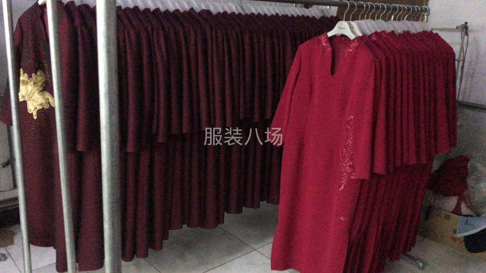 承接各类精品女装-第1张图片