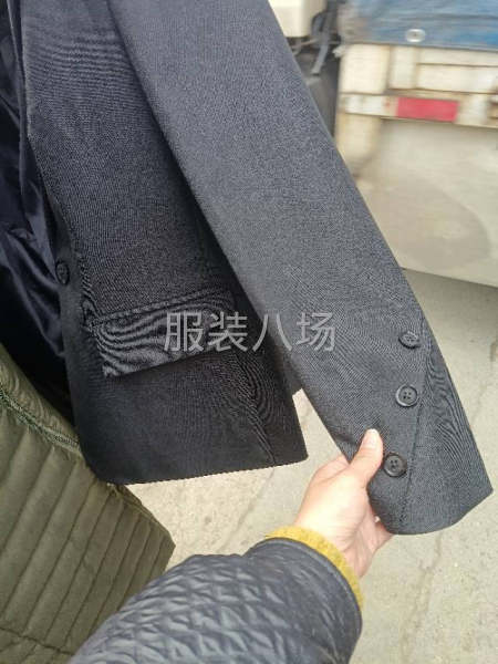小西服加工一個人有貨的老板可以聯系我-第1張圖片