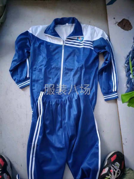 鴻發(fā)庫存回收校服布料服裝輔料-第4張圖片