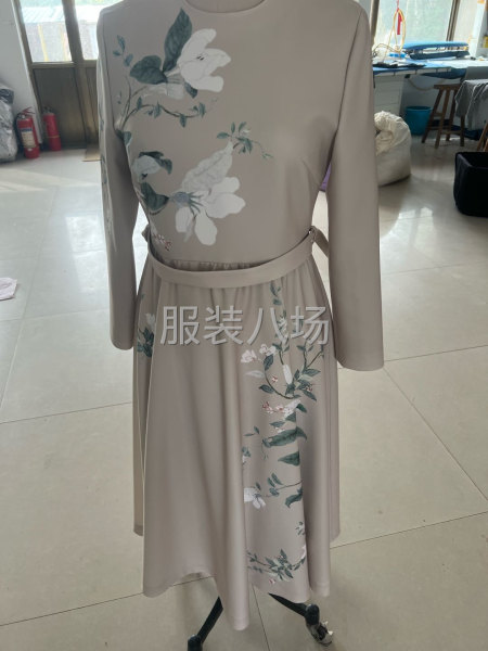 公司一线女装跑量勿扰-第4张图片