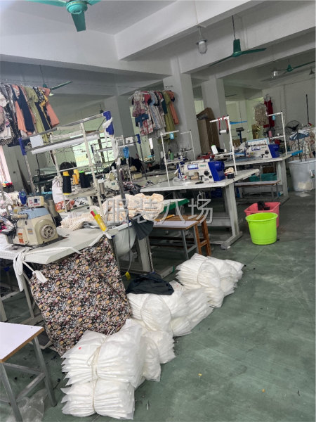 招整件车位，师傅带人过来也可以-第1张图片