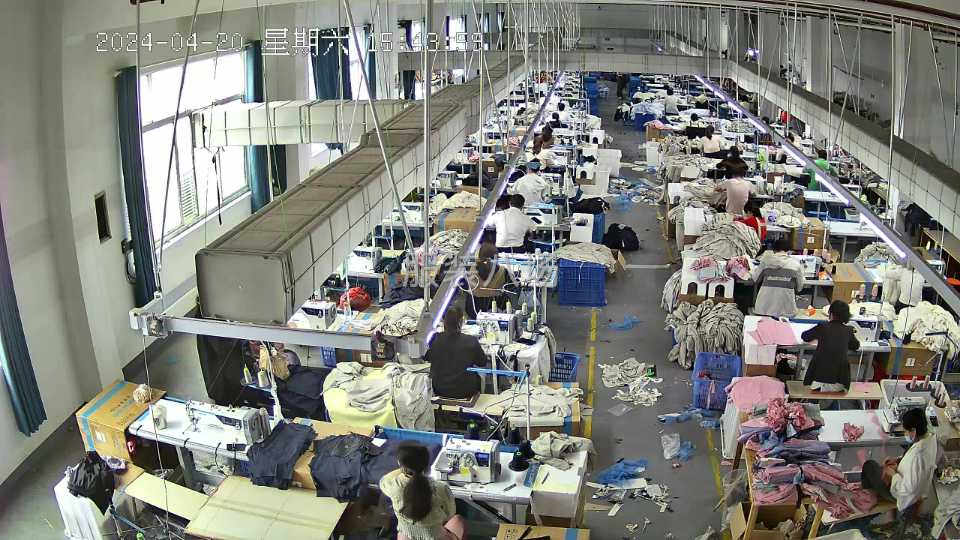 承接羽绒服，夹克，棉衣服装加工厂-第2张图片