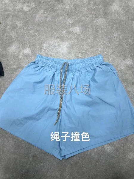 专业裤子车位，在天万社区-第1张图片