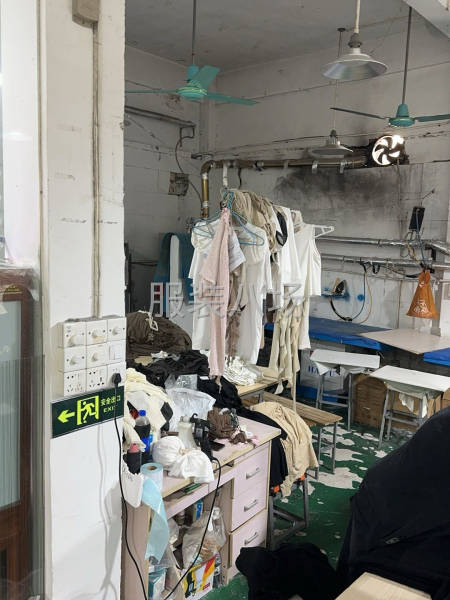 招服裝平車工，長年貨源穩定，單價高，最低工資10000元起步-第1張圖片