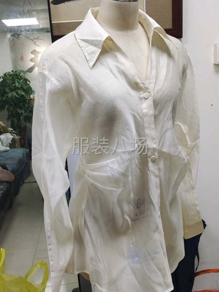 市场货寻能马上上货的工厂，款多量大，价格中等包头尾和裁片都可-第1张图片