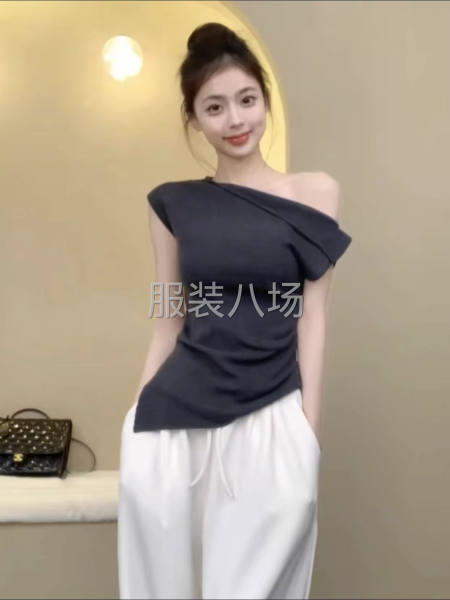辣妹風(fēng)上衣T，量大長期有貨，結(jié)款爽快。-第1張圖片