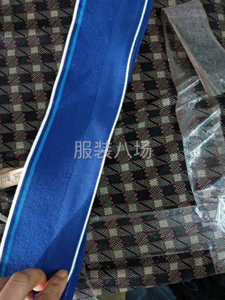 寻找装衬衫领夫妻档，寻找装衬衫领夫妻档-第2张图片