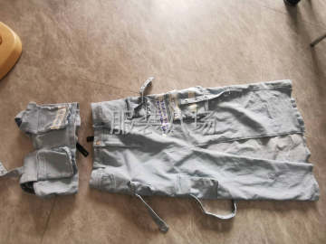 undefined - 大量牛仔裤子、连体衣、裙子 - 图3