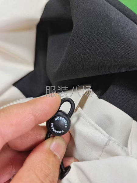正品奥康三合一冲锋衣-第6张图片