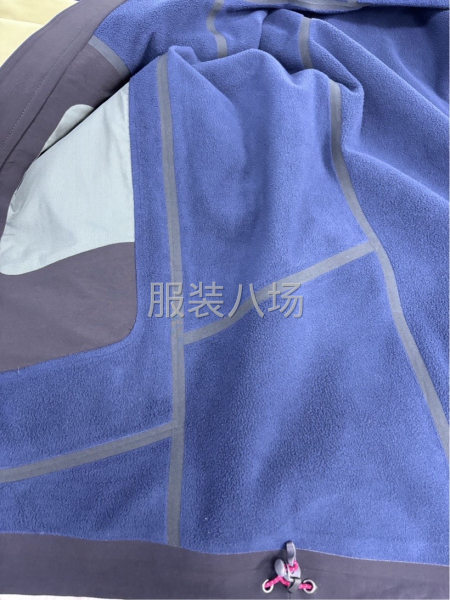 户外压胶服    滑雪服    冲锋衣    连体服-第4张图片