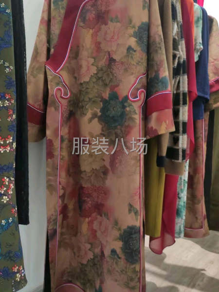 專做精品服裝加工-第2張圖片