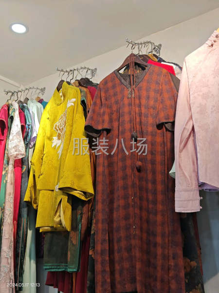招能做男女裝的熟練車(chē)板師傅-第1張圖片