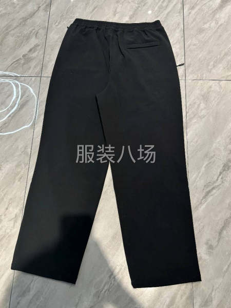 本人可以提供貨。提供工人，12個整件，10個流水，專業褲子工-第3張圖片