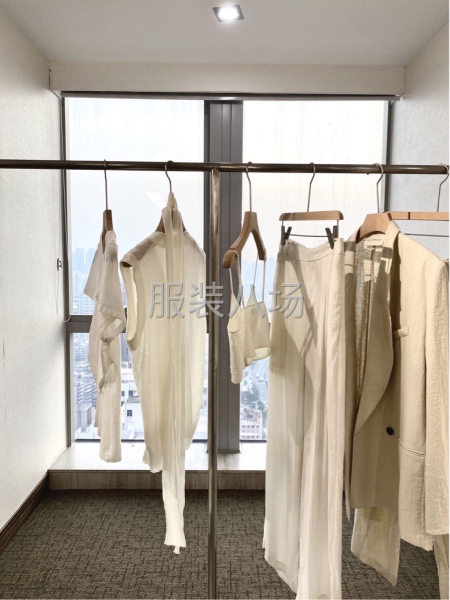 广州最大服饰服装原创设计开发～-第2张图片
