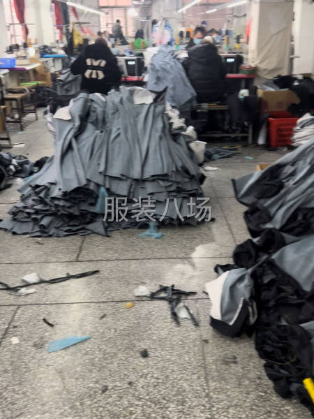 专业生产高端女裤，承接各种女裤代加工。-第1张图片