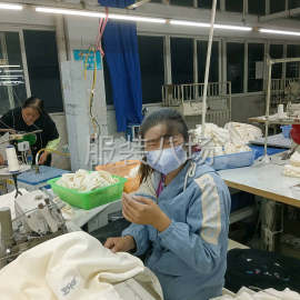 undefined - 由于公司订单大，现招熟练缝纫工10名小烫2名，薪资待遇如下， - 图2