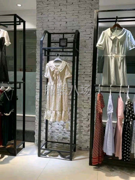 高价收购服装库存尾货-第5张图片