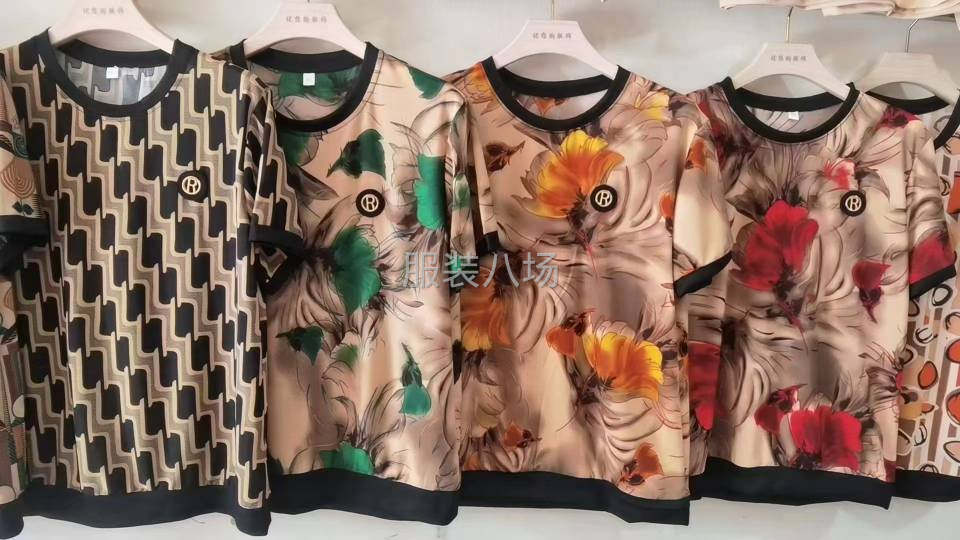 老年短袖衫多花型靓货-第2张图片