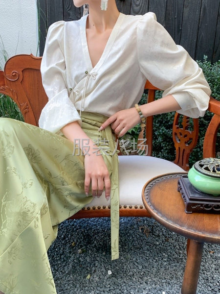 诚招四季装小烫，全年有事做-第1张图片