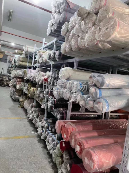 低价出售羽绒胆布里布-第4张图片