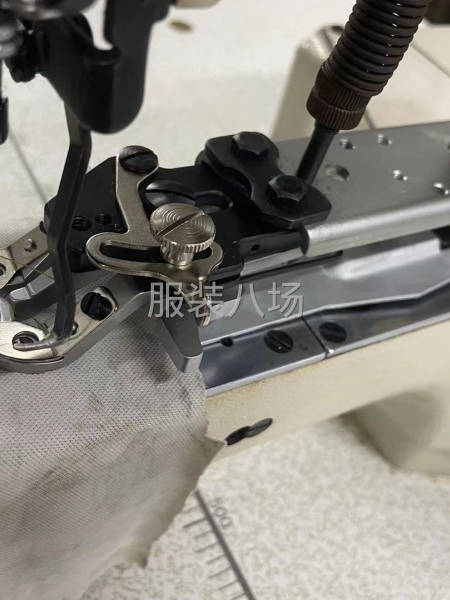 重機(jī)1900電腦訂扣機(jī)-第2張圖片