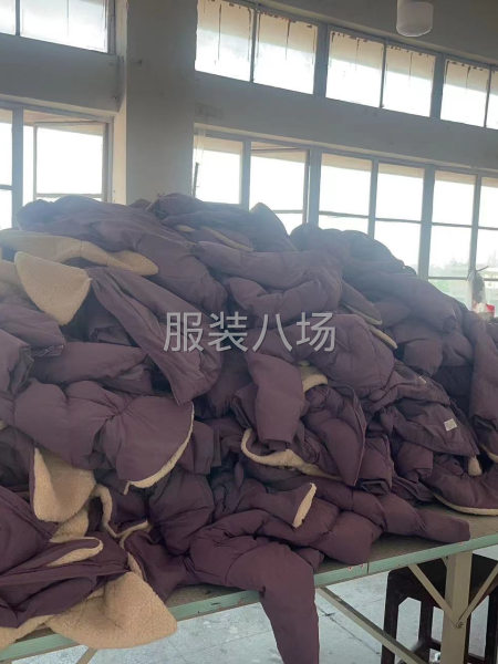 童装羽绒服-第1张图片
