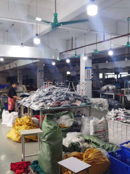 服装厂房带机气转让-第6张图片