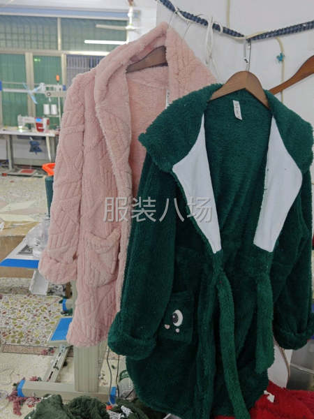 外单绒料，长毛绒单袍。海岛绒套装-第2张图片