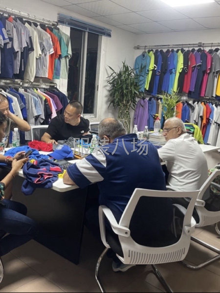 专业工作服，T恤，校服，棉衣，冲锋衣-第7张图片