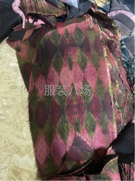 高价回收香云纱真丝刀口布头布尾料子。中介酬谢-第2张图片